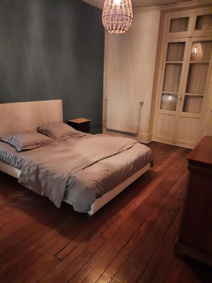 Appartement Jean Paul Sarthe Chalon-sur-Saone Exterior photo